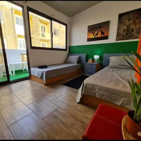 Room 6- Private Room With Private Terrace, Private Bathroom, Ac And Wifi Affittacamere *